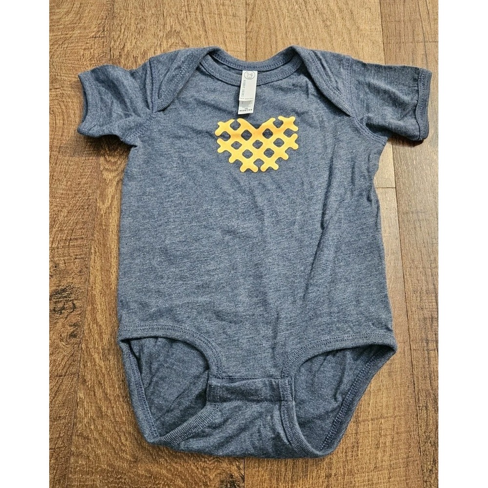 Chik Fil A Waffle Fry Baby Bodysuit Size 18M Blue Waffle Fry Heart Short Sleeve